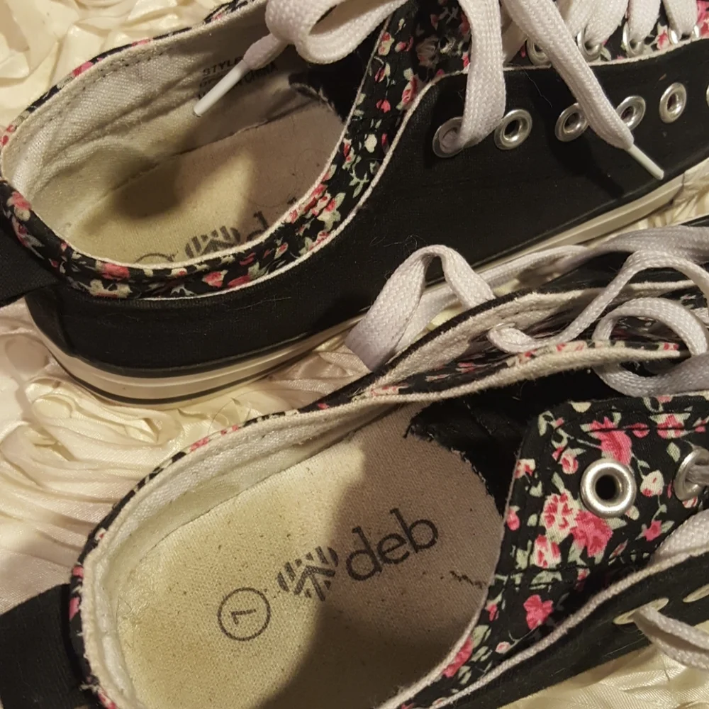Deb Womens Sneakers Black Floral Sz 7 - Picture 6 of 9